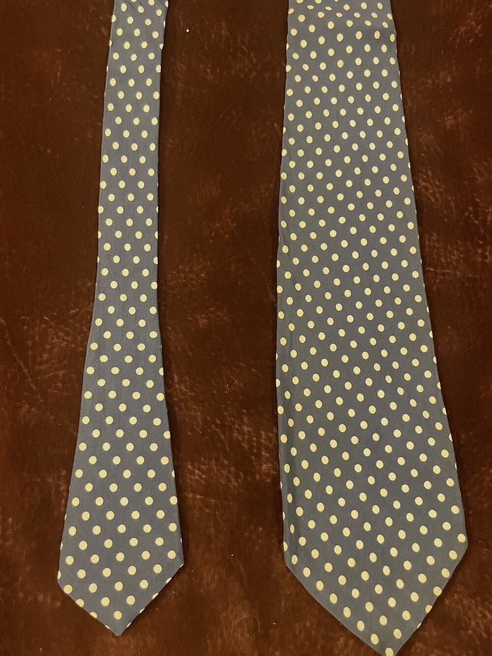 VTG Cardinal of Fifth Ave NY Silk Dark Blue Navy Cream Polkadot Dotted Neck Tie